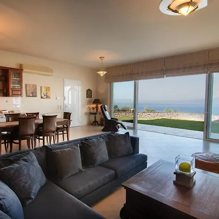 Rebecca 卡拉马塔